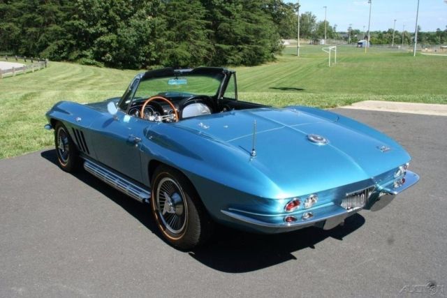 1966 Chevrolet Corvette - photo 2