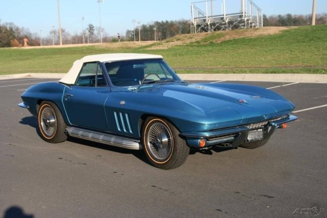 1966 Chevrolet Corvette - photo 4