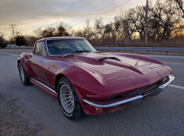 1966 Chevrolet Corvette - photo 2