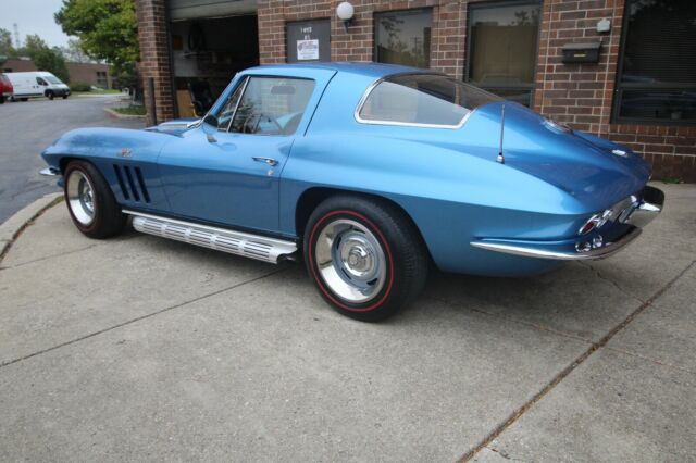 1966 Chevrolet Corvette Coupe - 427 L88 + A/C - photo 3