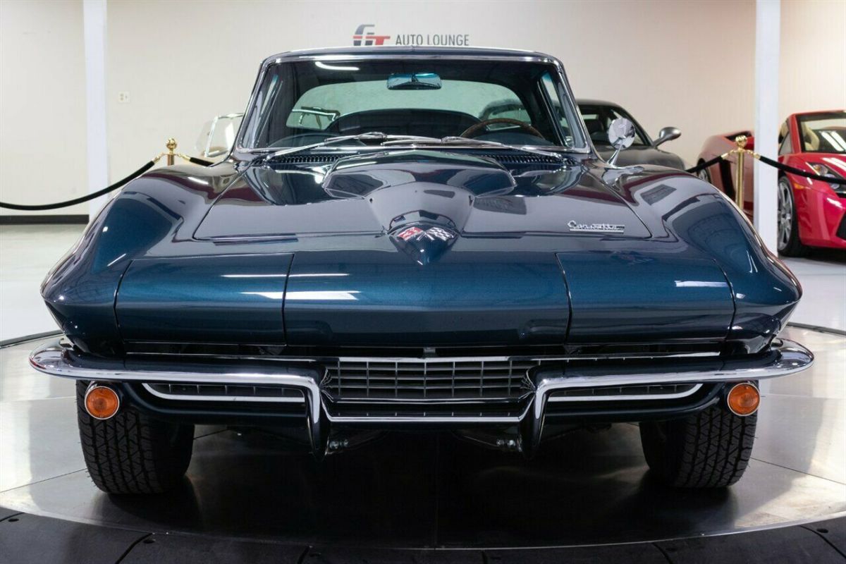 1966 Chevrolet Corvette Coupe - photo 2