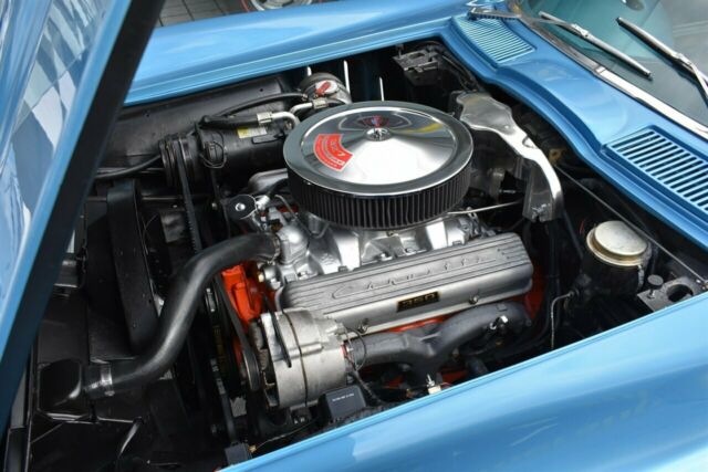 1966 Chevrolet Corvette - photo 3
