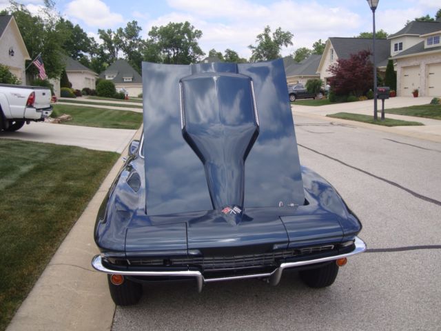 1966 Chevrolet Corvette - photo 2