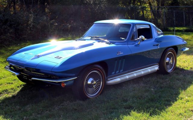 1966 Chevrolet Corvette Base Coupe 2-Door