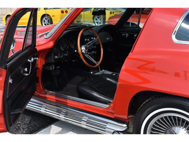 1966 Chevrolet Corvette - photo 2