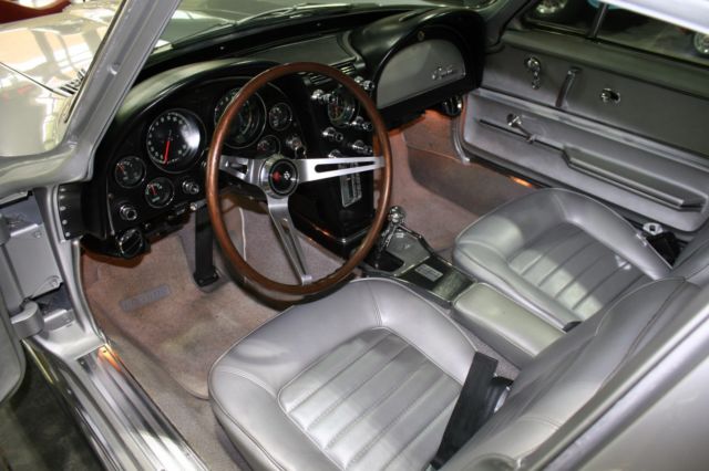 1966 Chevrolet Corvette - photo 13
