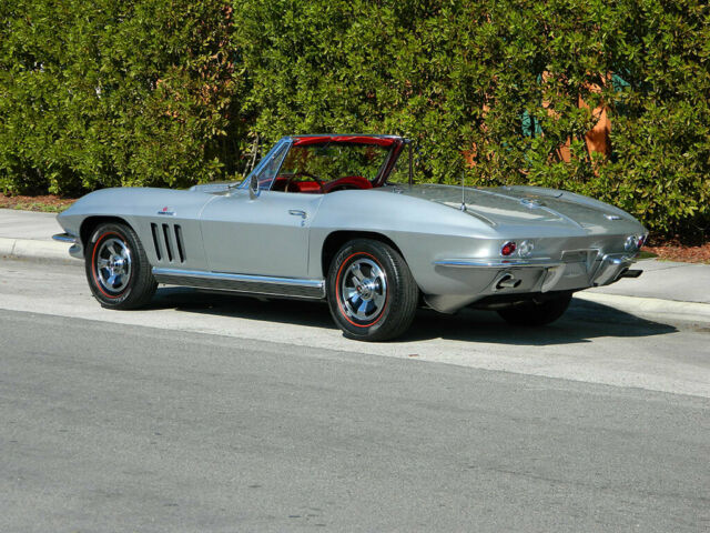 1966 Chevrolet Corvette Convertible - photo 4