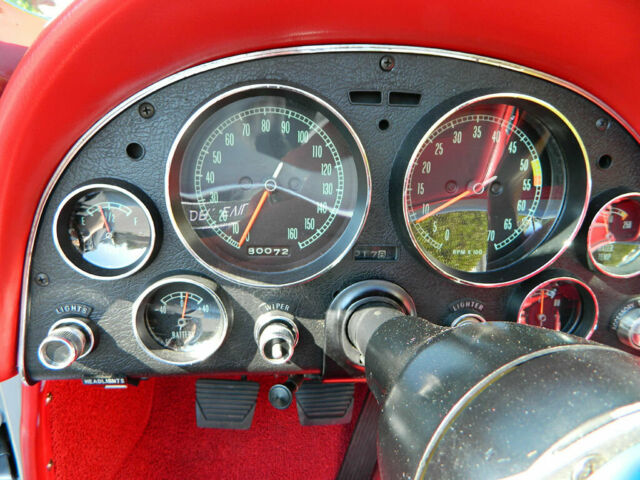 1966 Chevrolet Corvette Convertible - photo 7