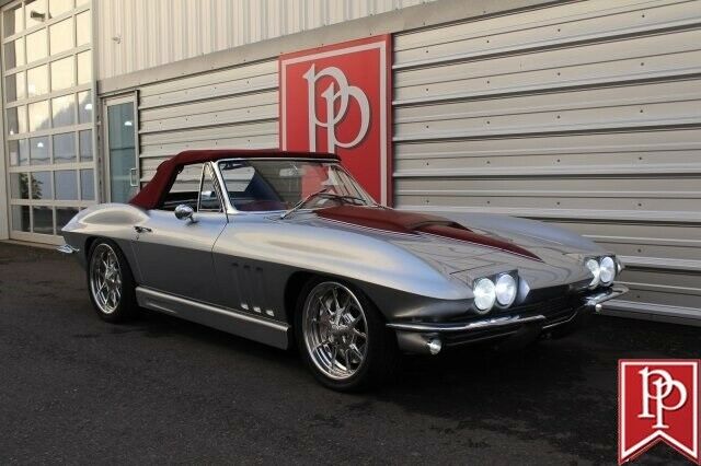 1966 Chevrolet Corvette RestoMod Convertible - photo 7