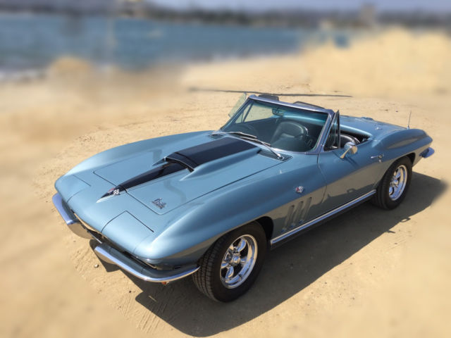 1966 Chevrolet Corvette 2 door convertible with Hard Top - photo 4