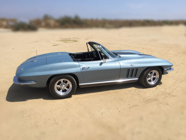 1966 Chevrolet Corvette 2 door convertible with Hard Top - photo 6