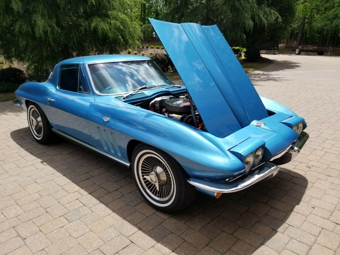 1966 Chevrolet Corvette - photo 2