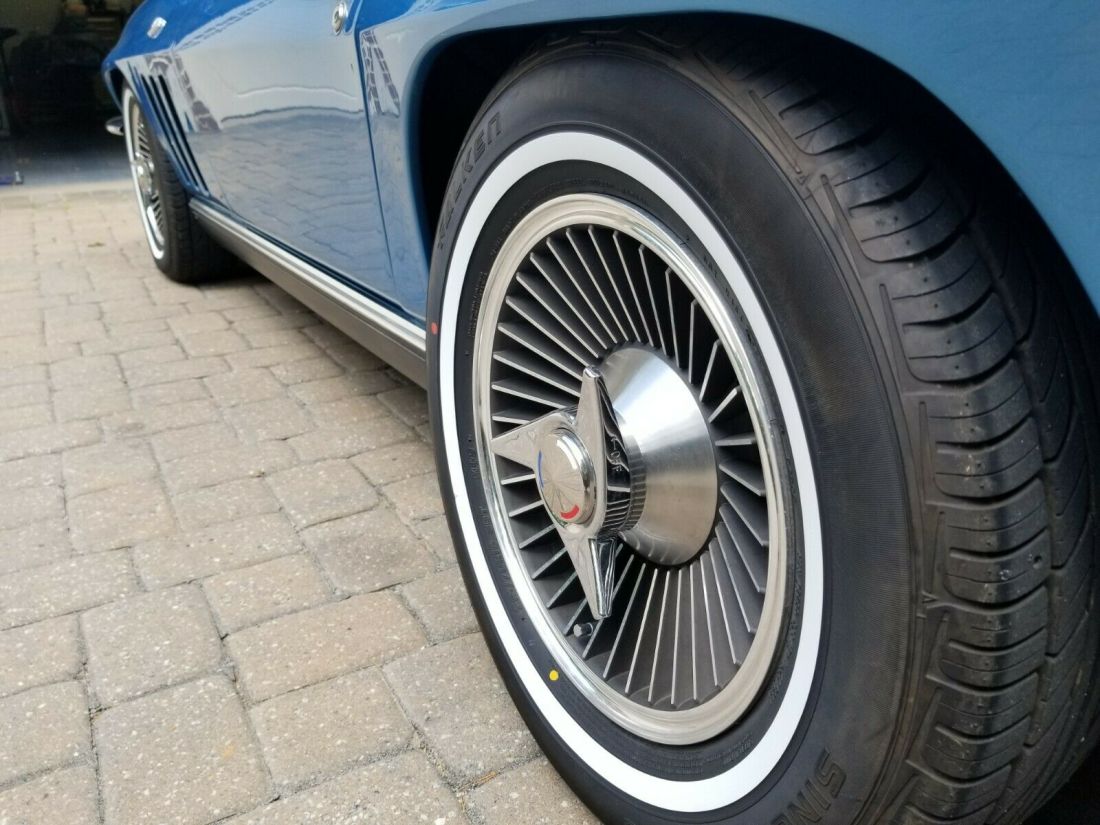 1966 Chevrolet Corvette - photo 6