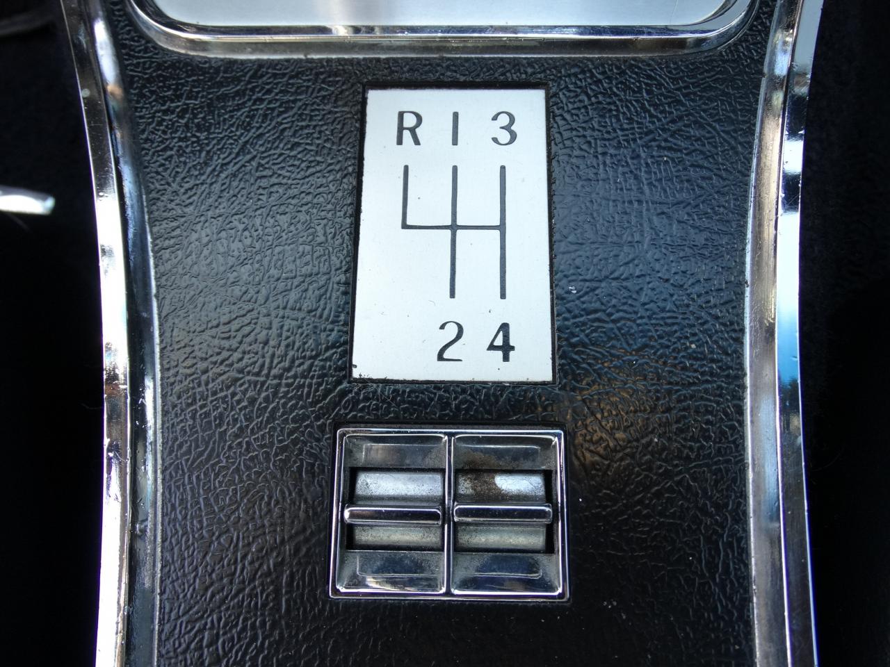 1966 Chevrolet Corvette Stingray 427 - photo 2