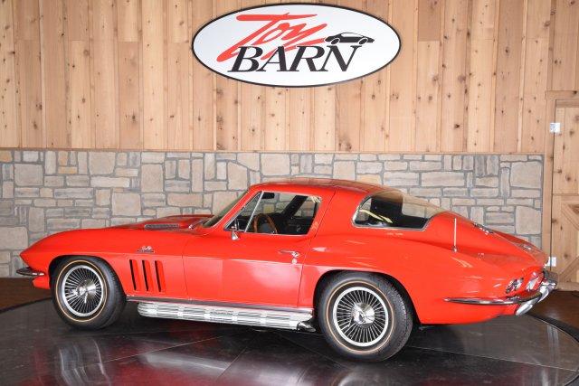 1966 Chevrolet Corvette Stingray 427 - photo 3