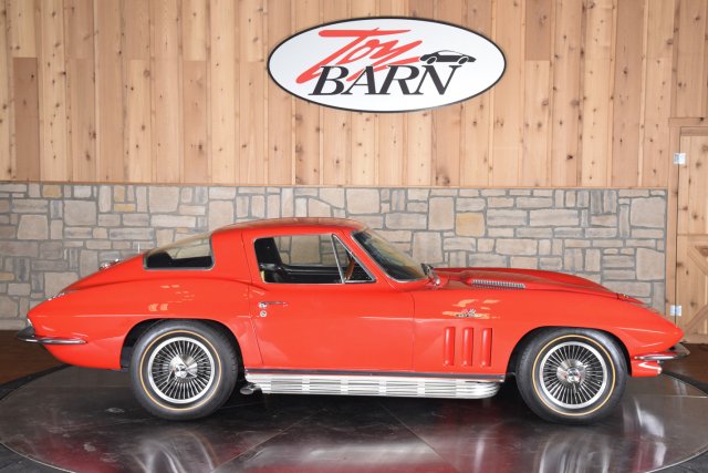 1966 Chevrolet Corvette Stingray 427 - photo 8
