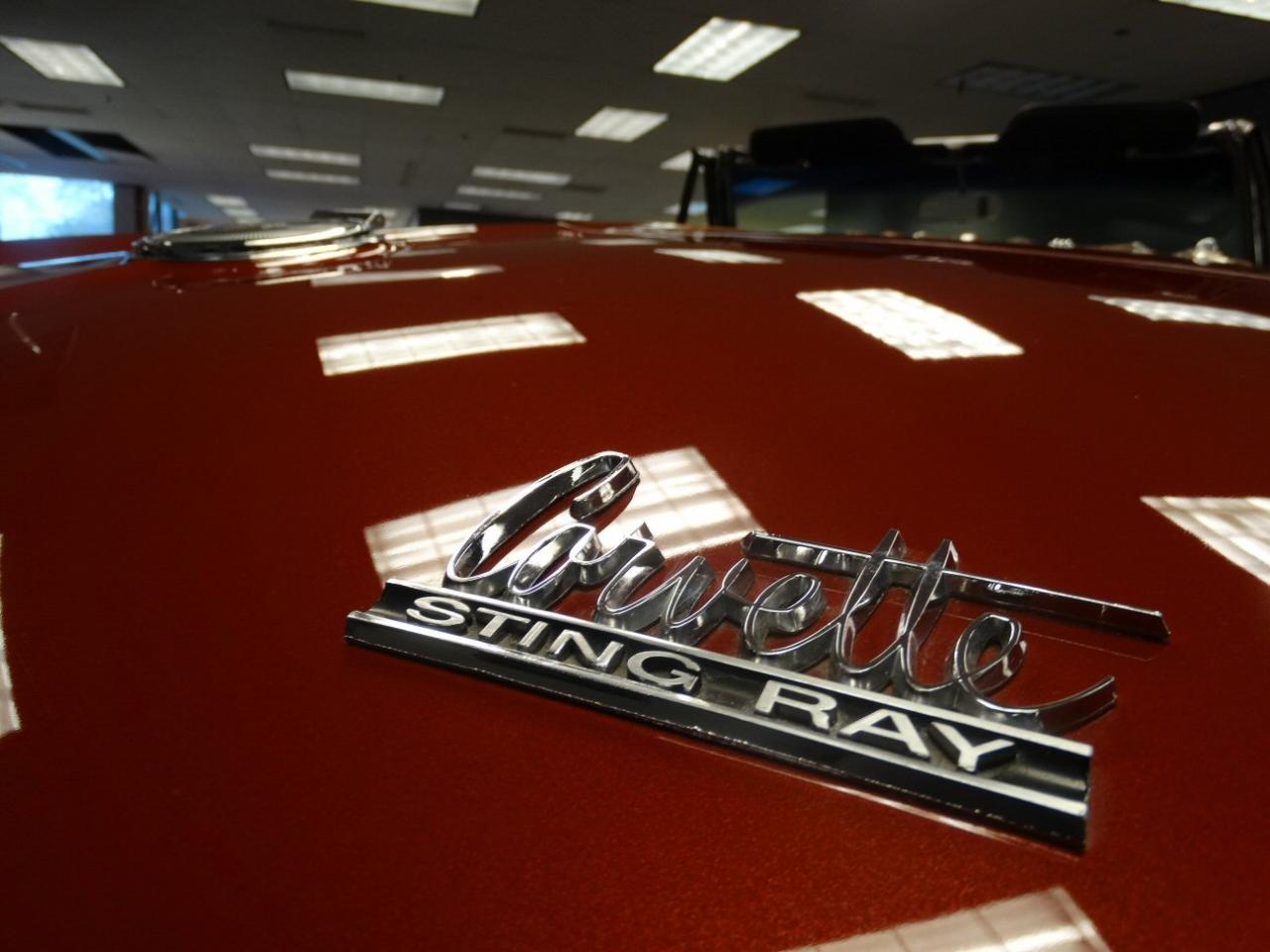 1966 Chevrolet Corvette Stingray - photo 9