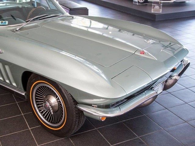1966 Chevrolet Corvette Stingray Convertible - photo 6