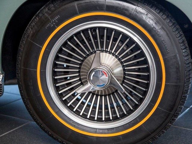 1966 Chevrolet Corvette Stingray Convertible - photo 8