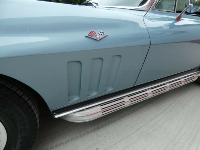 1966 Chevrolet Corvette Stingray Convertible - photo 11