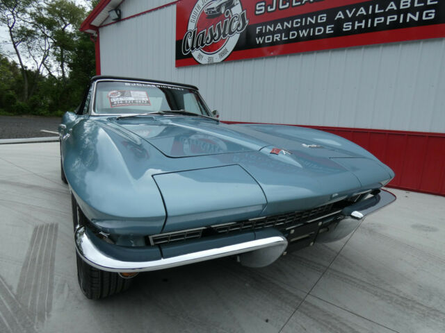 1966 Chevrolet Corvette Stingray Convertible - photo 2