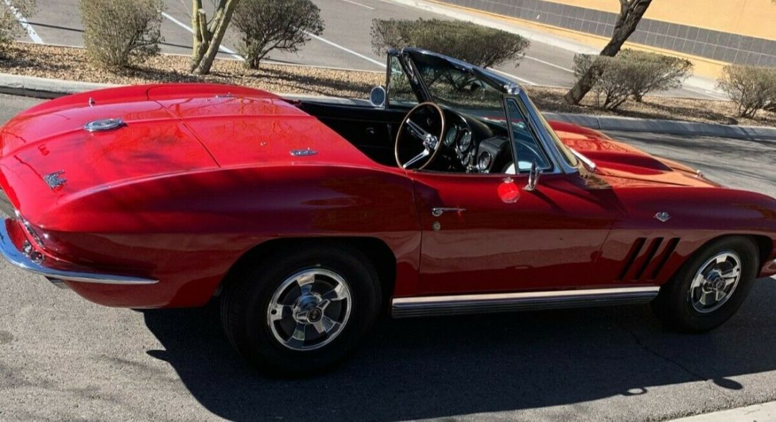 1966 Chevrolet Corvette - photo 2