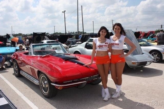 1966 Chevrolet Corvette - photo 10