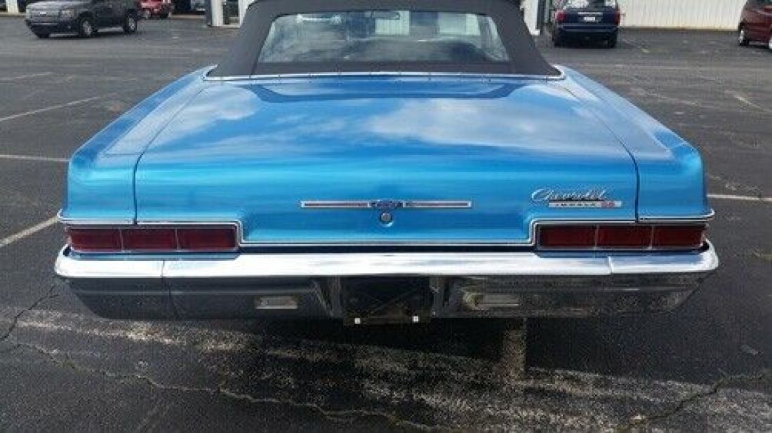 1966 Chevrolet Impala - photo 10