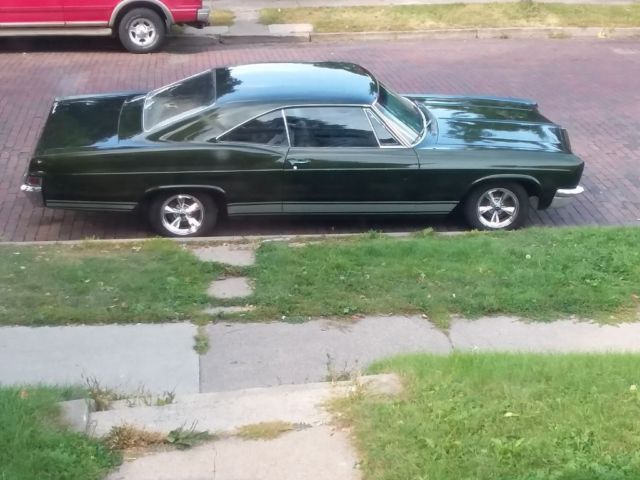 1966 Chevrolet Impala - photo 2