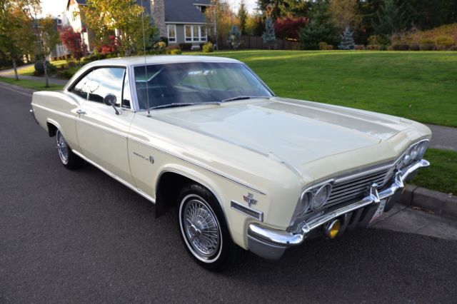 1966 Chevrolet Impala 2 door hardtop V8 327 Only 50,000 Original Miles !!! 1966 Chevrolet Impala Sport