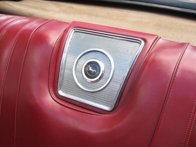 1966 Chevrolet Impala - photo 13