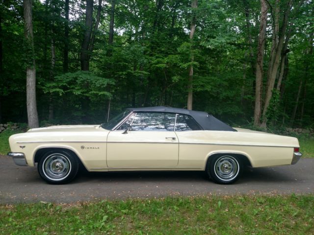 1966 Chevrolet Impala Convertible - photo 11