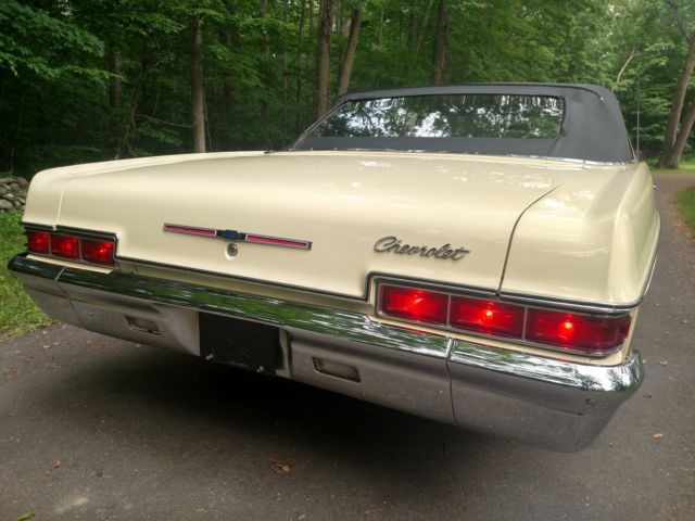 1966 Chevrolet Impala Convertible - photo 5