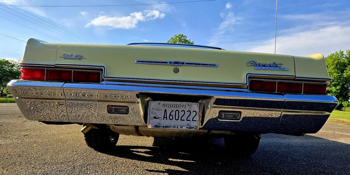 1966 Chevrolet Impala SS - photo 4