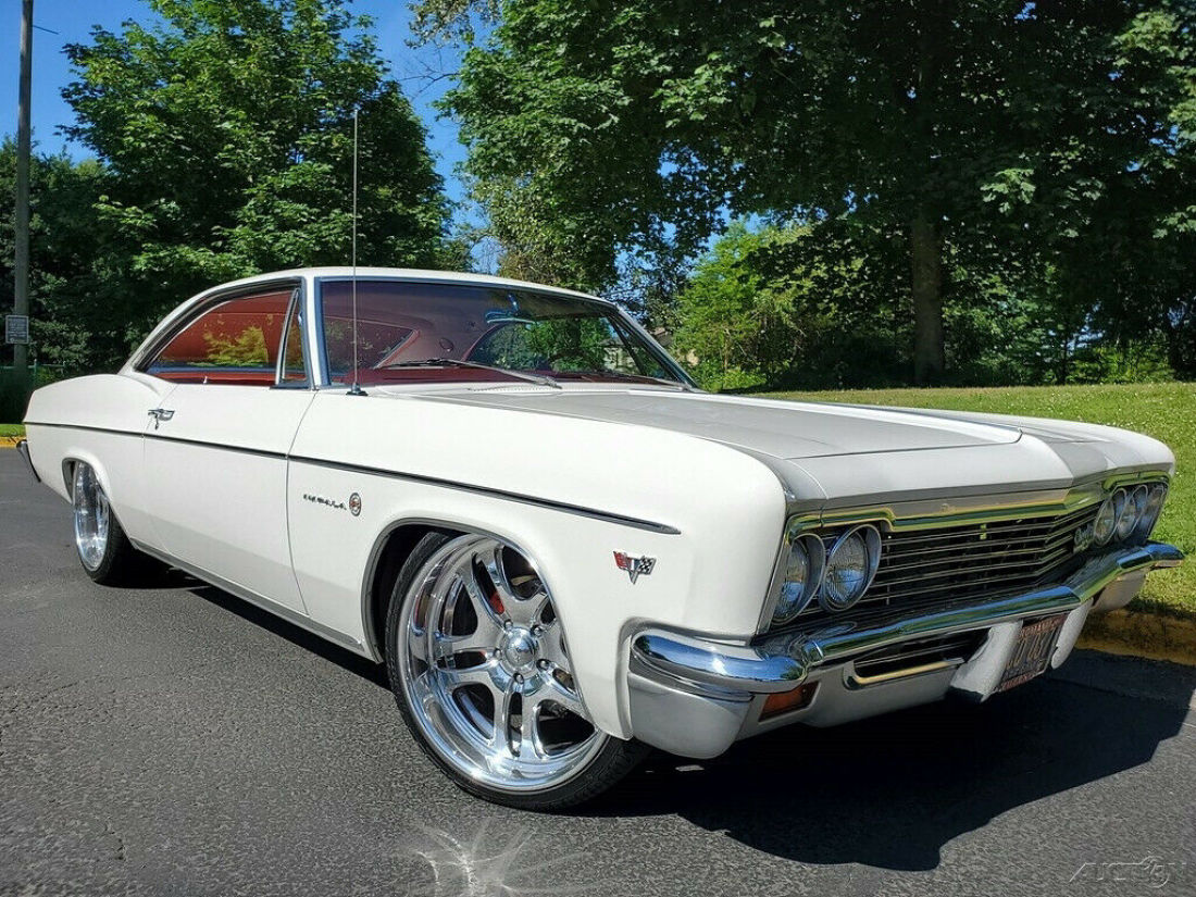 1966 Chevrolet Impala Ermine White w/ Red Int 5.3 Vortec V8 4L60E AT AC 4WPDB PS 1966 Chevrolet Impala