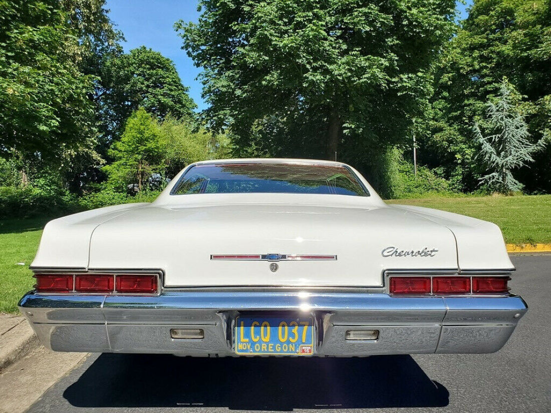 1966 Chevrolet Impala - photo 10
