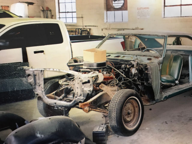 1966 Chevrolet Impala - photo 10