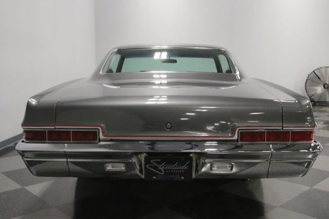 1966 Chevrolet Impala Restomod - photo 12
