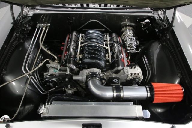 1966 Chevrolet Impala Restomod - photo 4