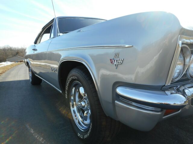 1966 Chevrolet Impala SS - photo 11