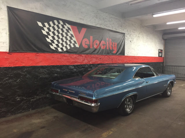 1966 Chevrolet Impala - photo 3
