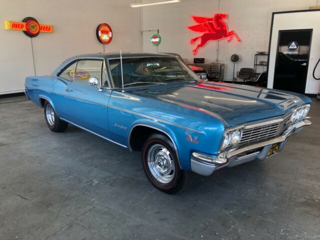 1966 Chevrolet Impala Impala SS 427 425 Horsepower 4 Speed
