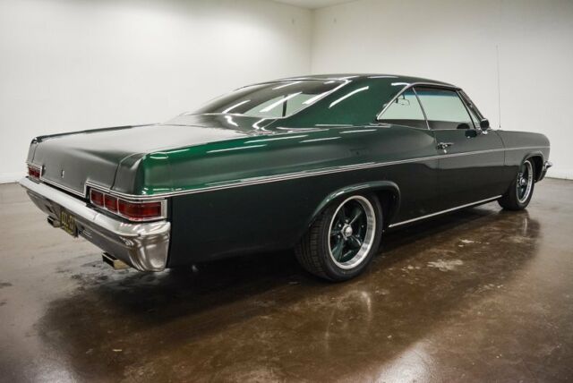 1966 Chevrolet Impala SS - photo 7