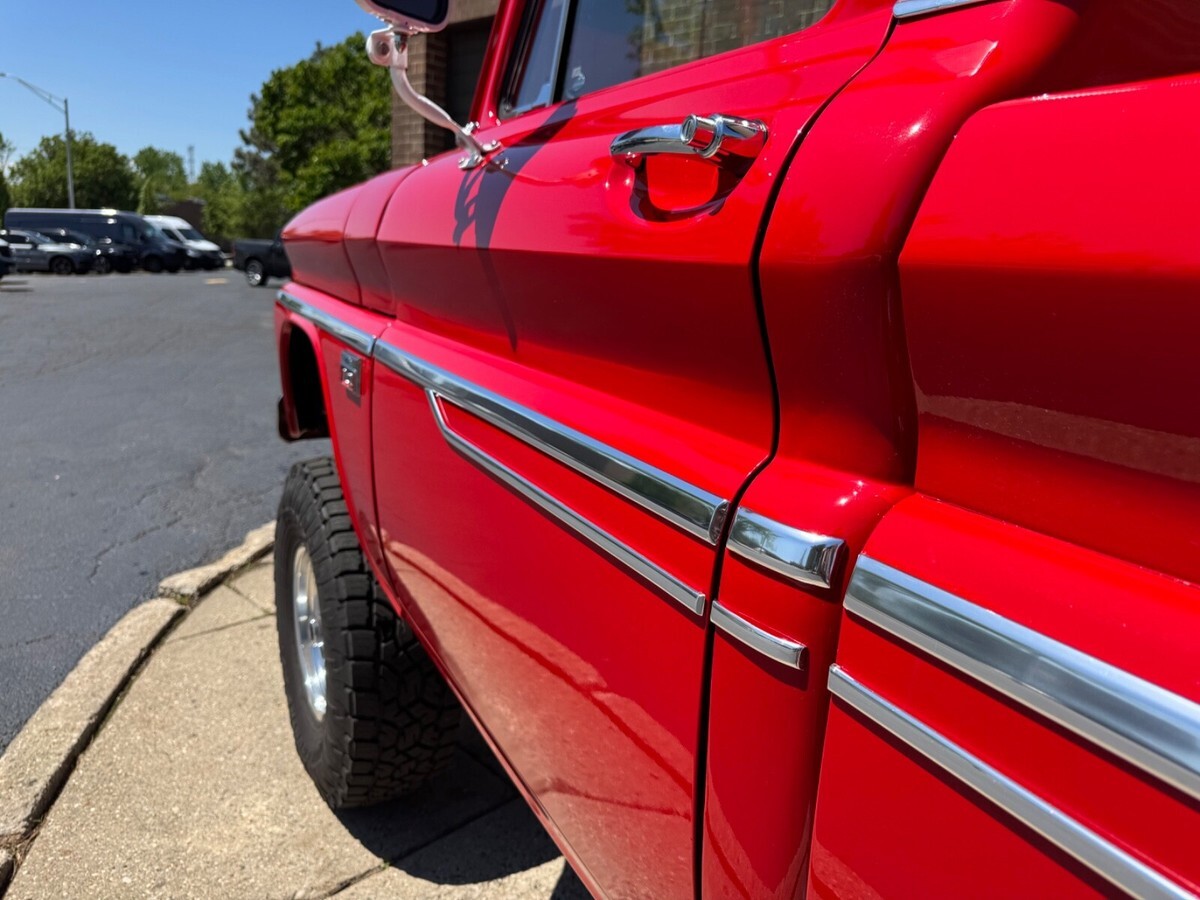 1966 Chevrolet K10 - Frame Off - Loaded W/ Upgrades - photo 7