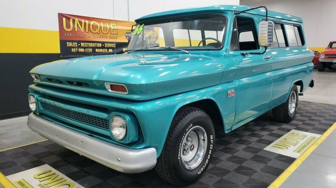 1966 Chevrolet Suburban 350 V8 Automatic! 1966 Chevrolet Suburban
