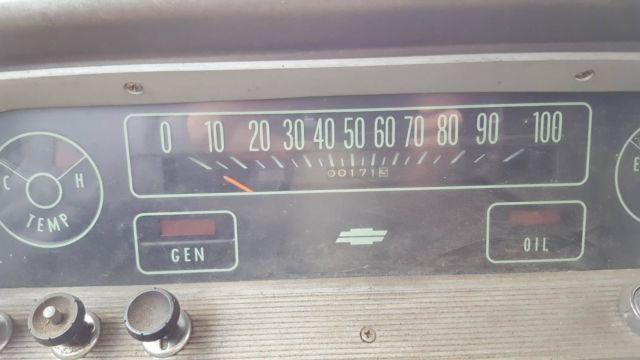 1966 Chevrolet Suburban - photo 10