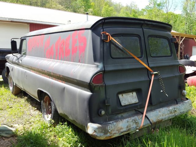 1966 Chevrolet Suburban - photo 3