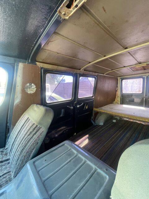 1966 Chevrolet Van - photo 9