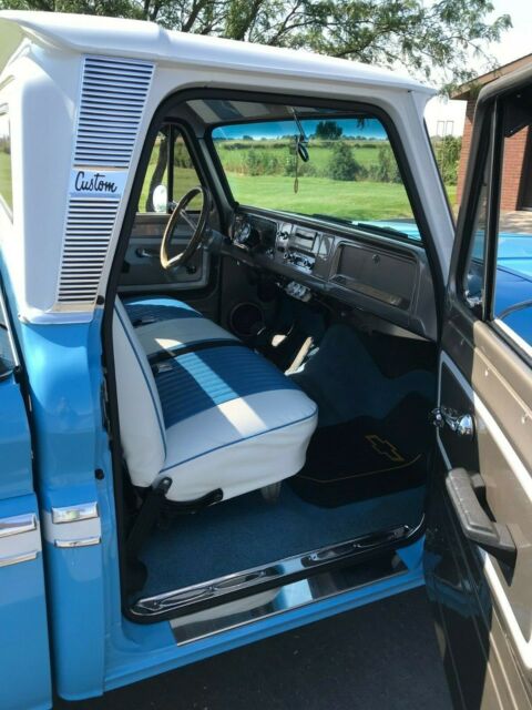 1966 Chevrolet C-10 Custom - photo 6
