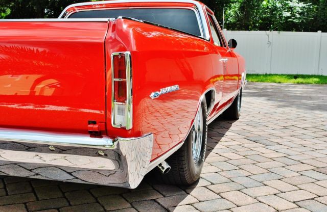 1966 Chevrolet El Camino Show car in everyway - photo 9